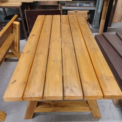 Table de pique-nique en bois